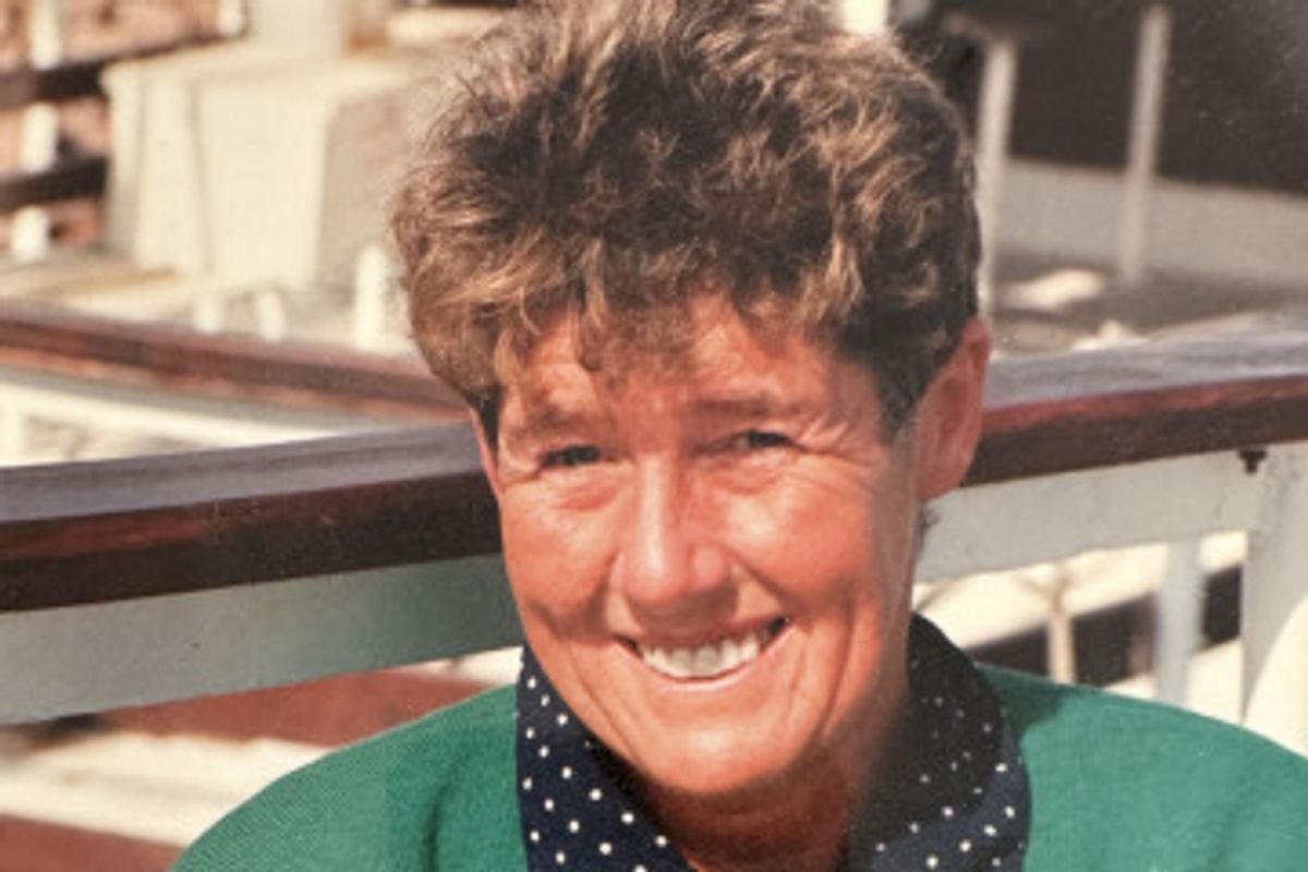 Deborah Dennis-Jones