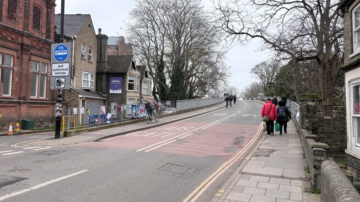 Cambridge bus gate fines top £1m – readers call to ‘increase the fines’