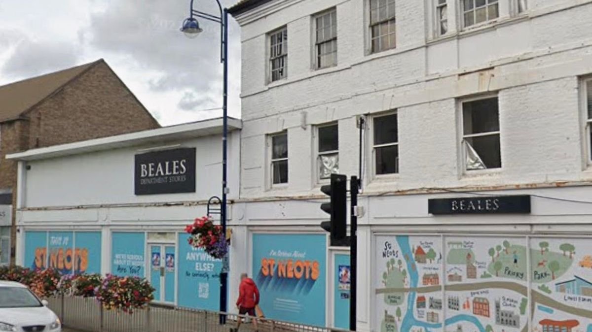 Empty department store could become bar and restaurant under new plans