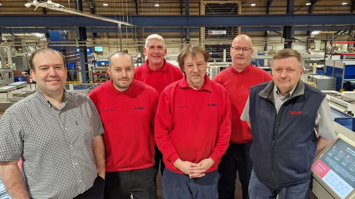 Dedicated Dave marks 40 years at North Staffordshire engineering firm