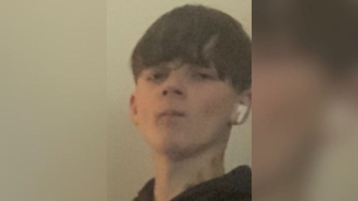 Police appeal for missing Stoke-on-Trent teen, 14, not seen since Sunday