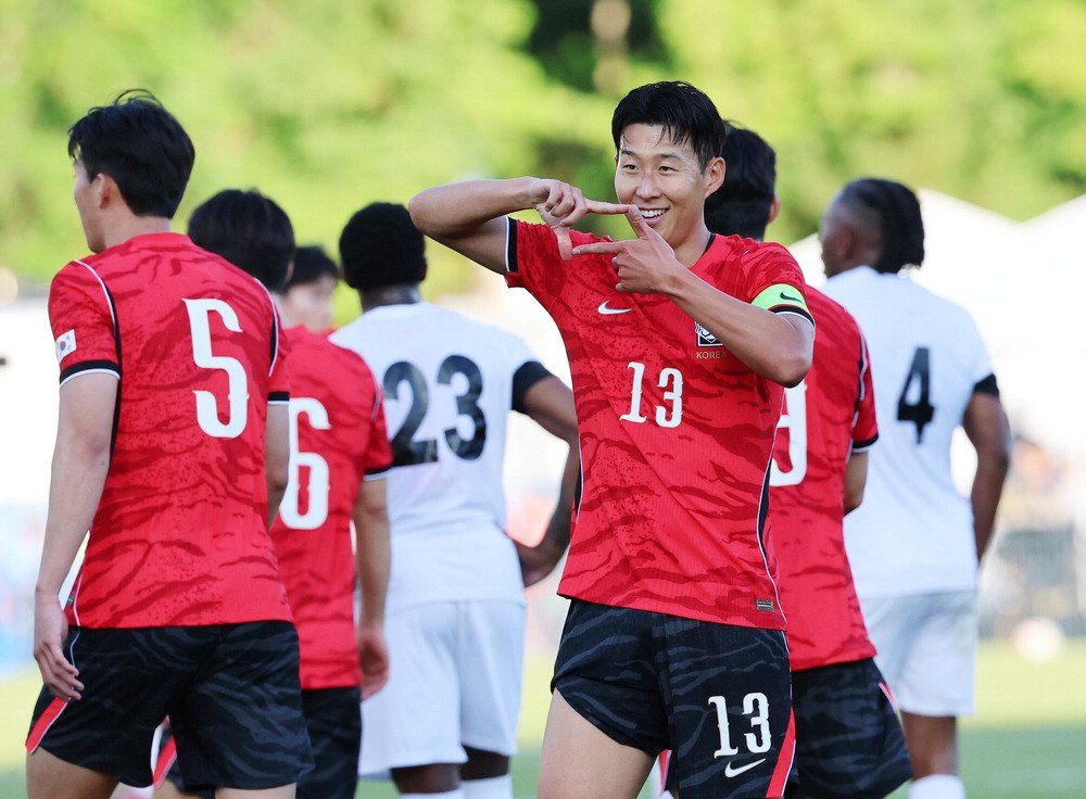Son Heung-min (Los Angeles FC), the captain of the national soccer team, flew, and strikers Cho Kyu-.. – MK