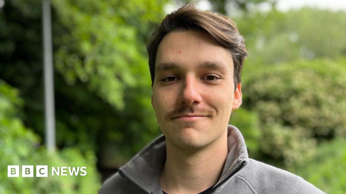 Cambridge cyclist left bleeding at crash scene waiting for police