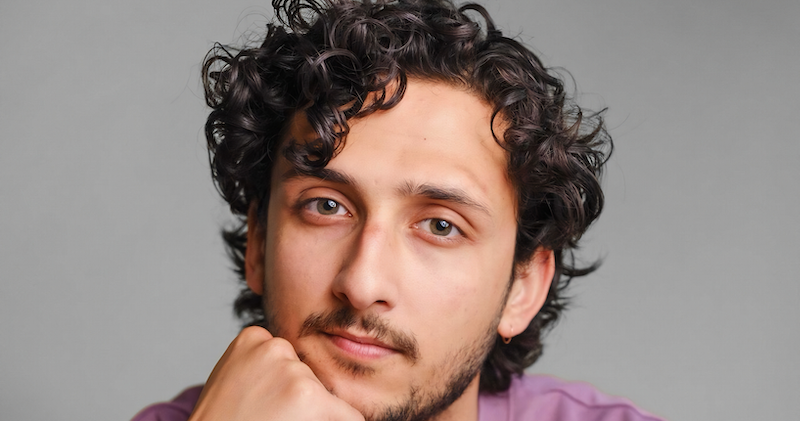 GUEST BLOG: Jonny Khan: When Communities Stop Trusting Institutions – The Reviews Hub