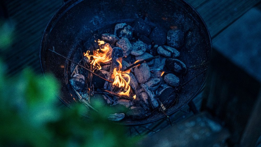 ‘We were called to over 1,800 outdoor fires last spring and summer’- Staffordshire Fire and Rescue Service call for people to enjoy the warm weather safely