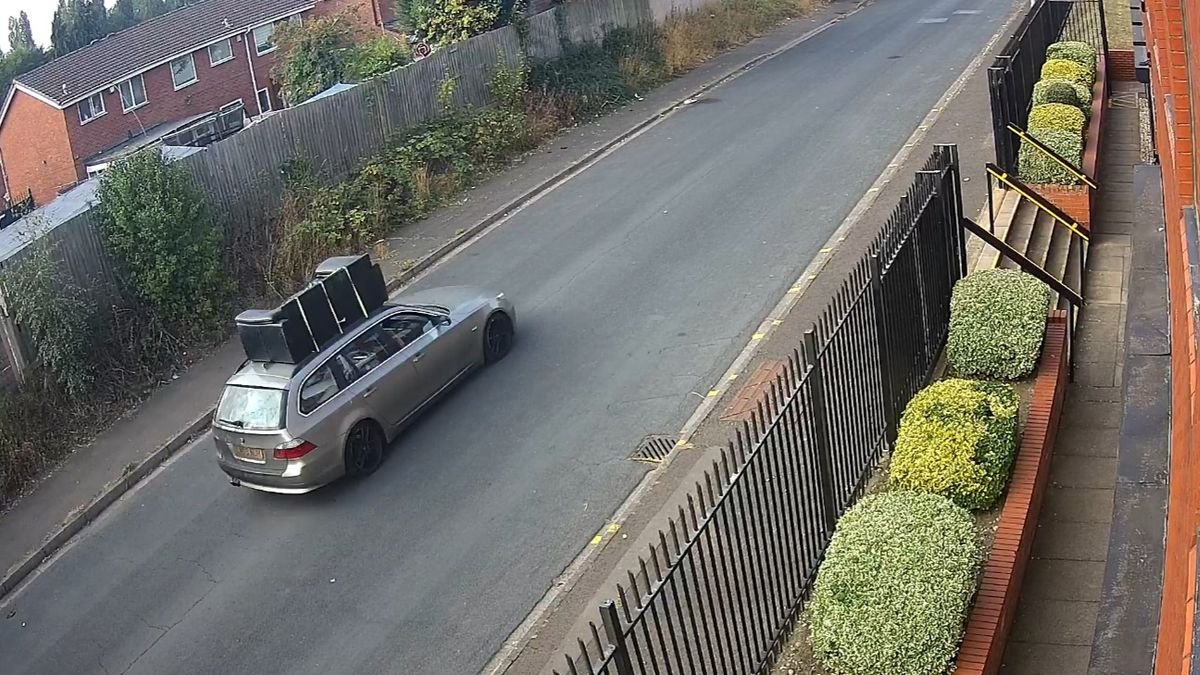 Moment bungling fly-tipper caught on camera dumping sofa in West Midlands