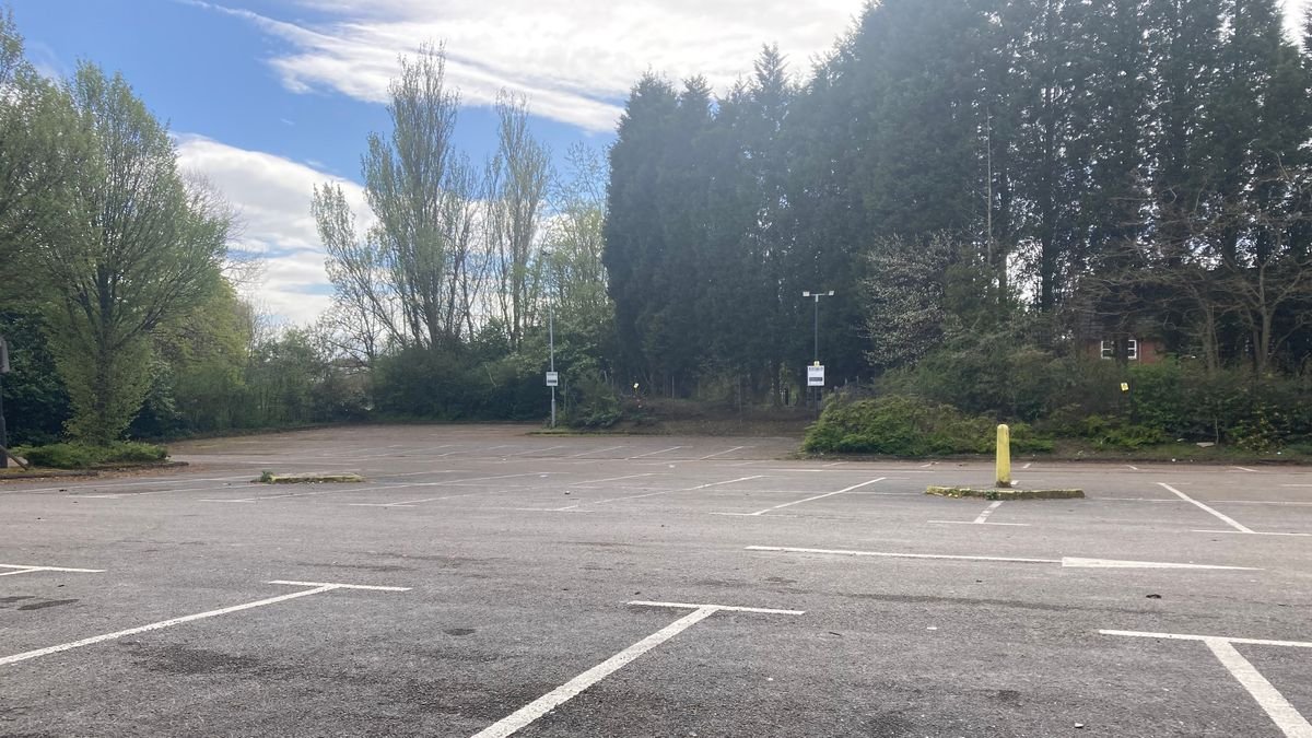 Police wage war on Festival Park boy racers as residents hear ‘boom, boom, boom’