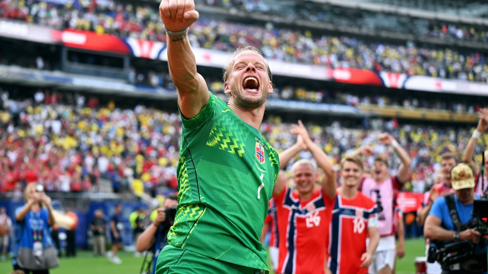 Leeds United tipped to sign World Cup star in sensational free transfer